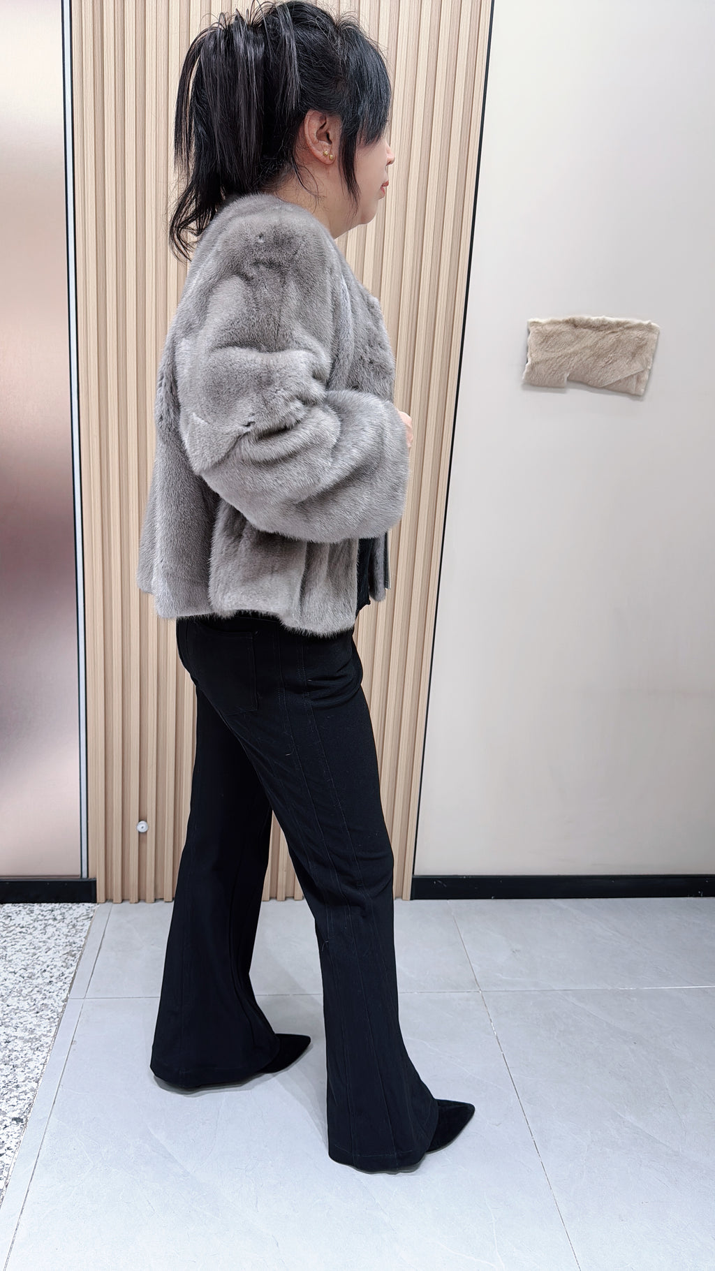 No. 118 Grey Mink Fur Coat with Collarless Neckline
