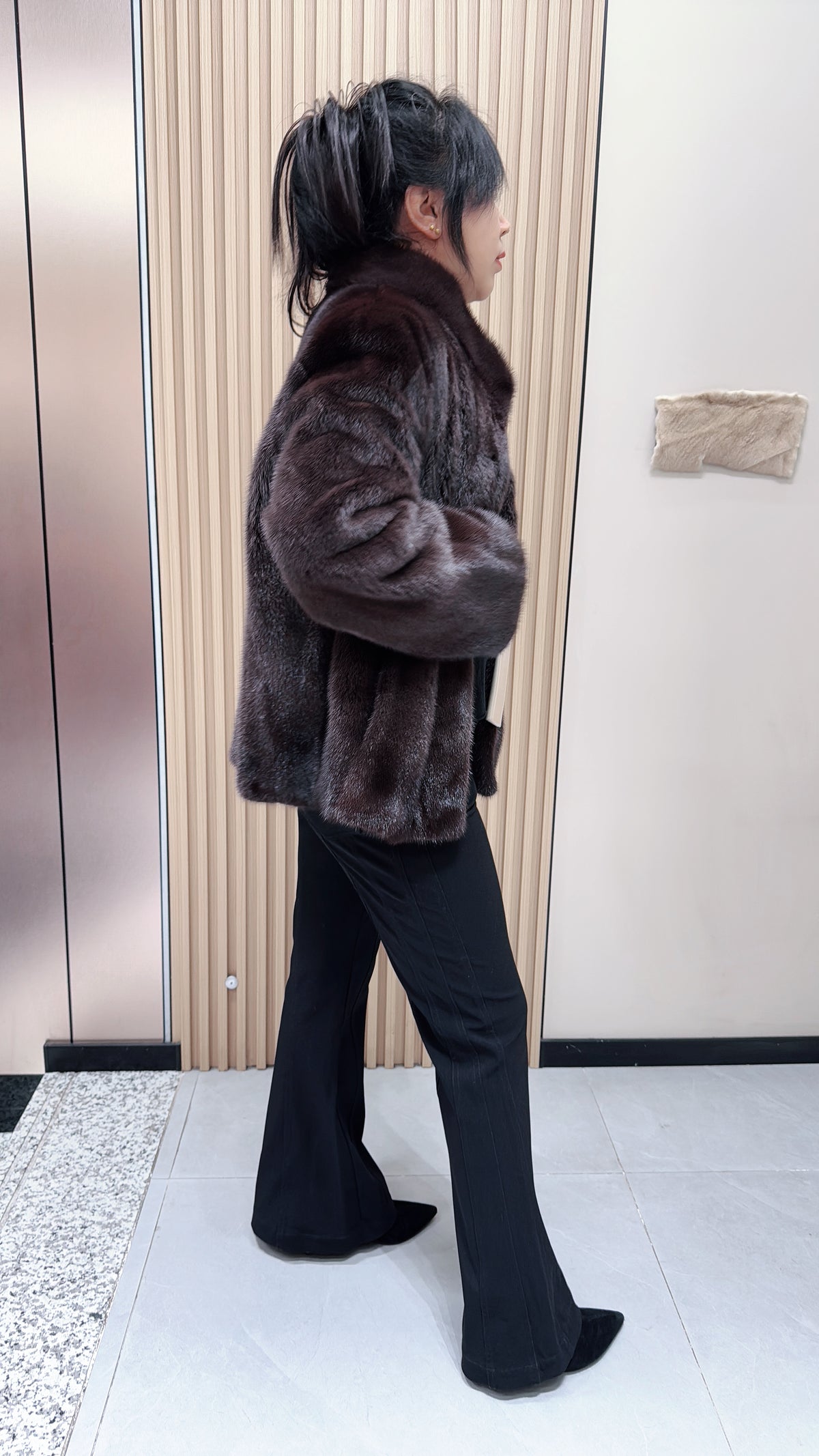 No. 116 Dark Brown Stand-Collar Mink Fur Coat