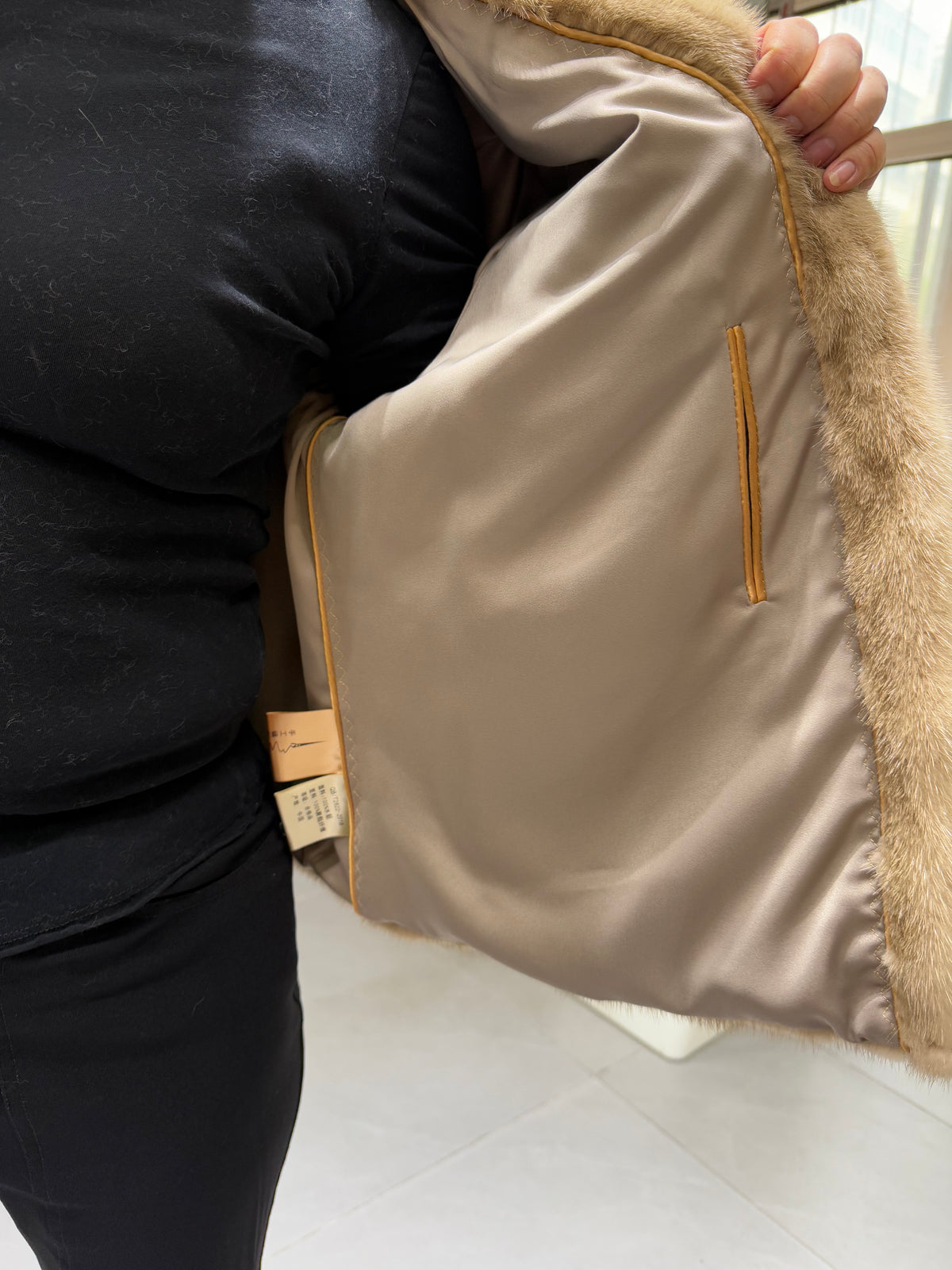 No. 115 Deep Beige V-Neck Mink Fur Coat