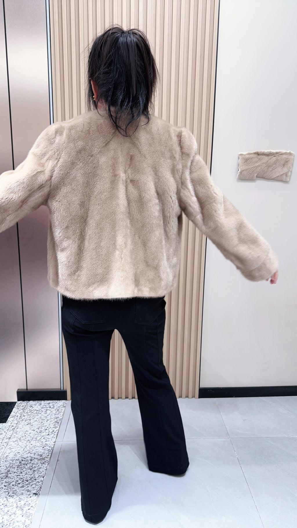 No. 115 Deep Beige V-Neck Mink Fur Coat