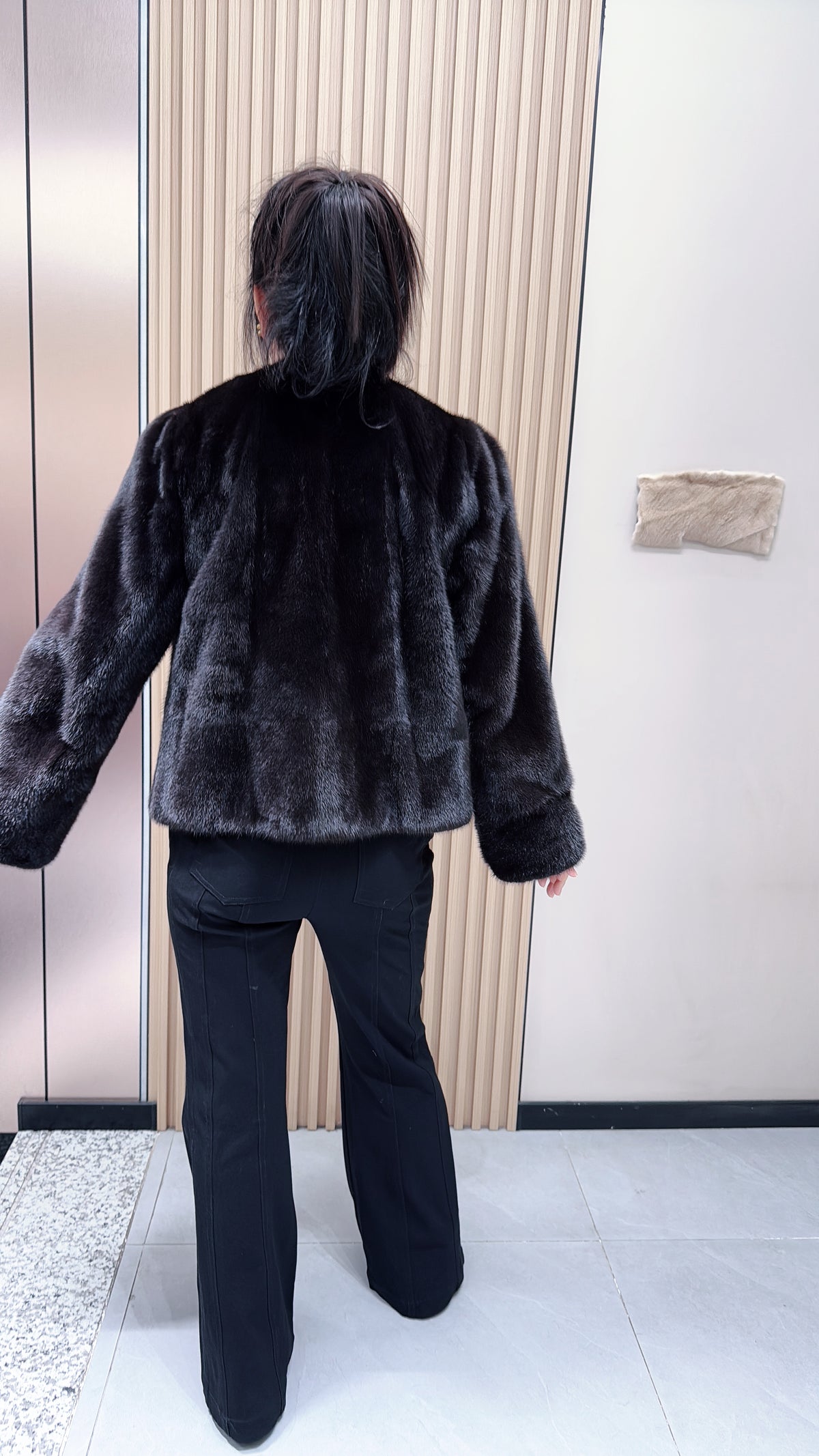 No. 112 Dark Brown Collarless Mink Fur Coat
