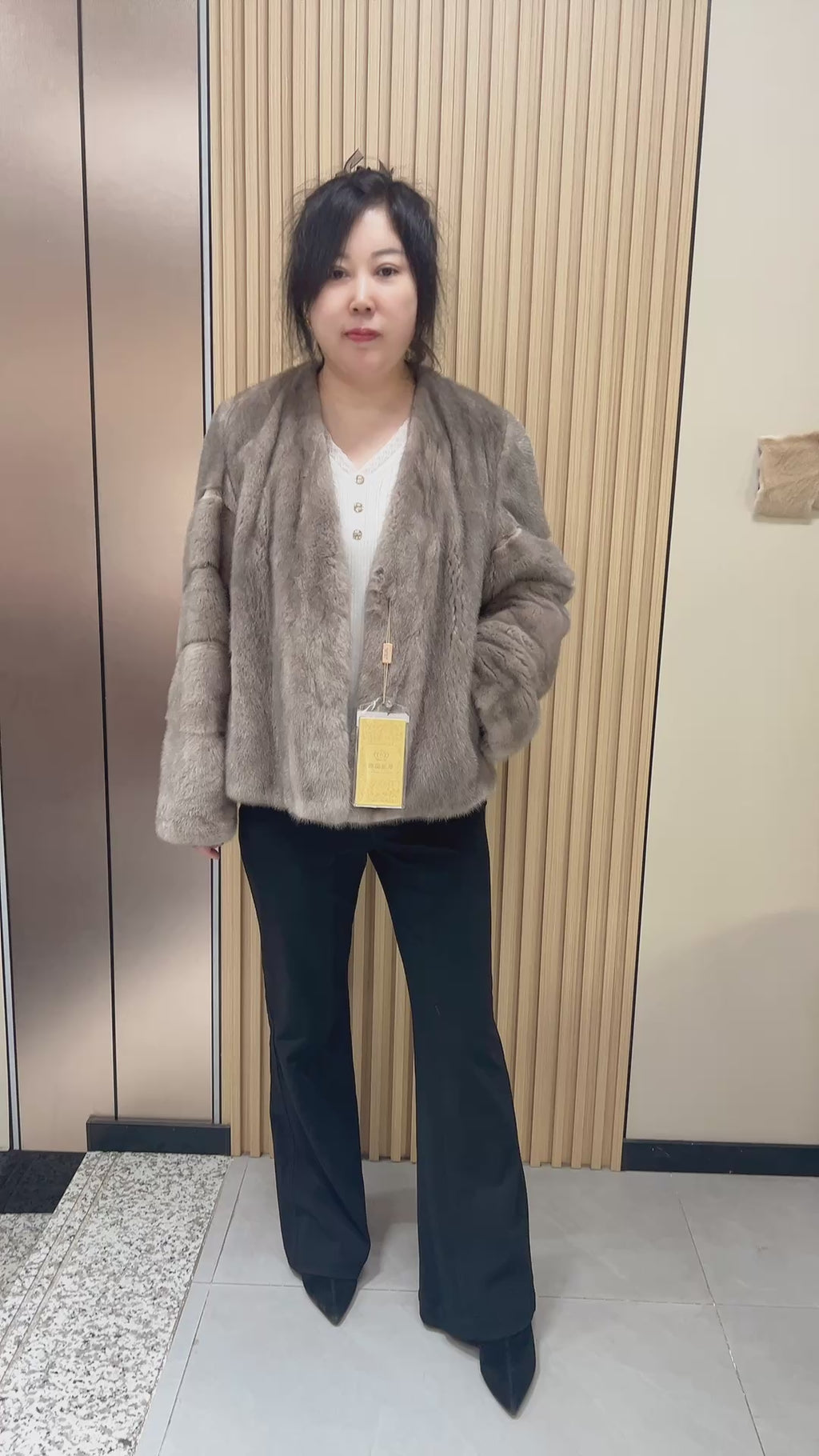 No. 155 Latte Grey V-Neck Mink Fur Coat