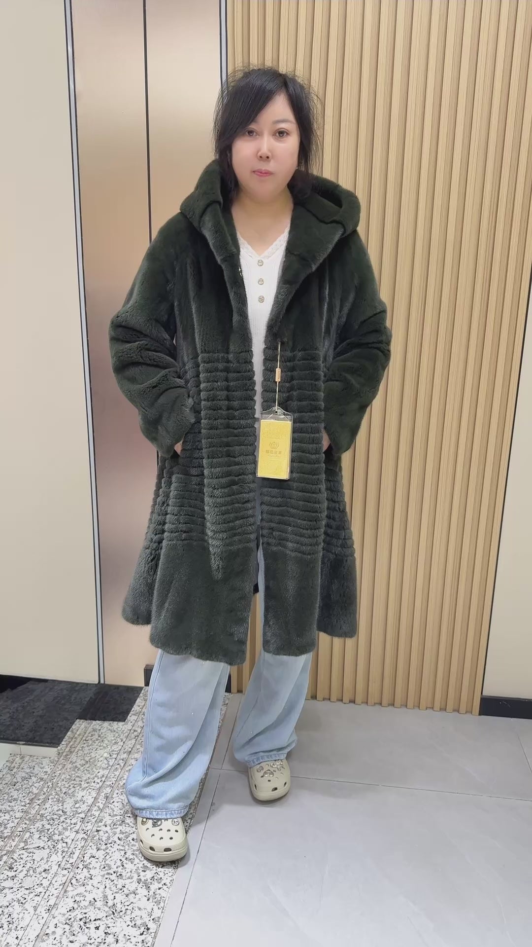 No. 004 Dark green hooded carved-pattern velvet-finish mink coat