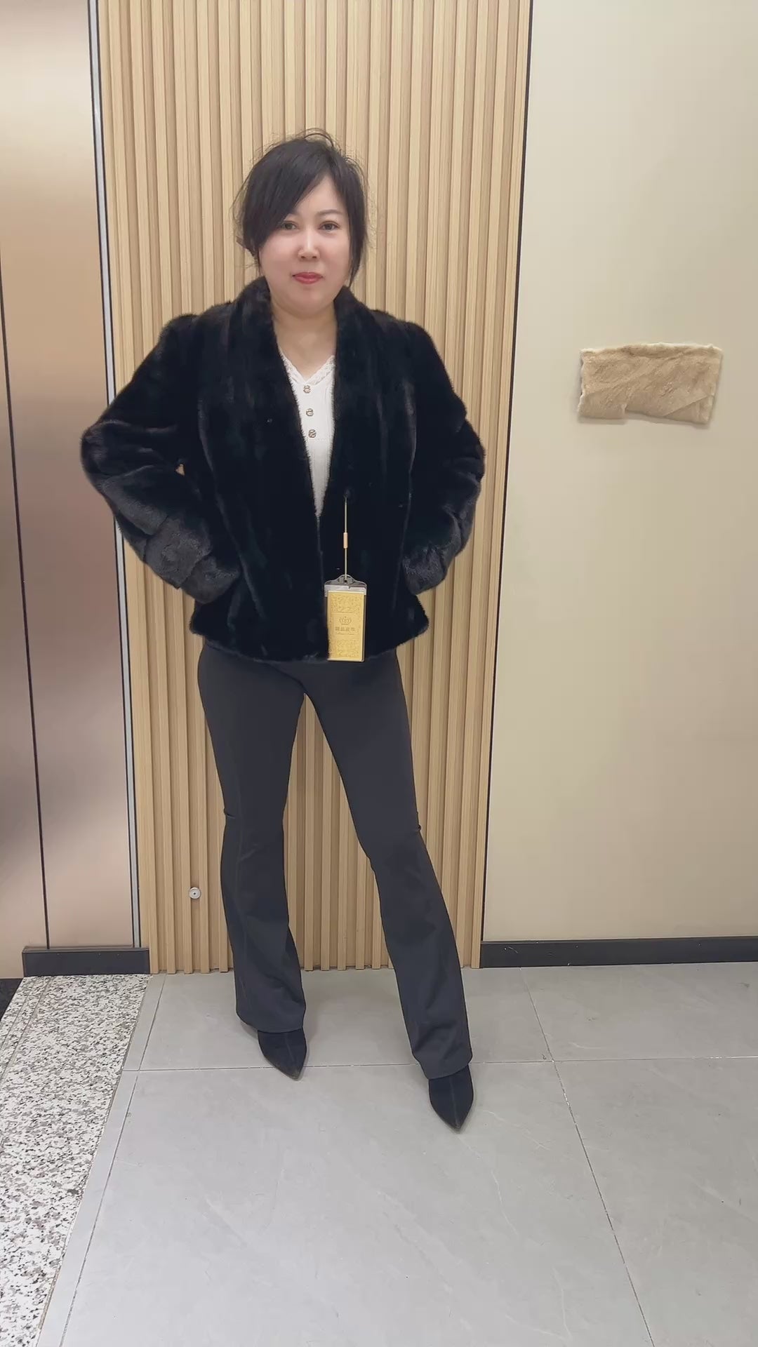 No. 221 Black V-Neck Mink Fur Coat