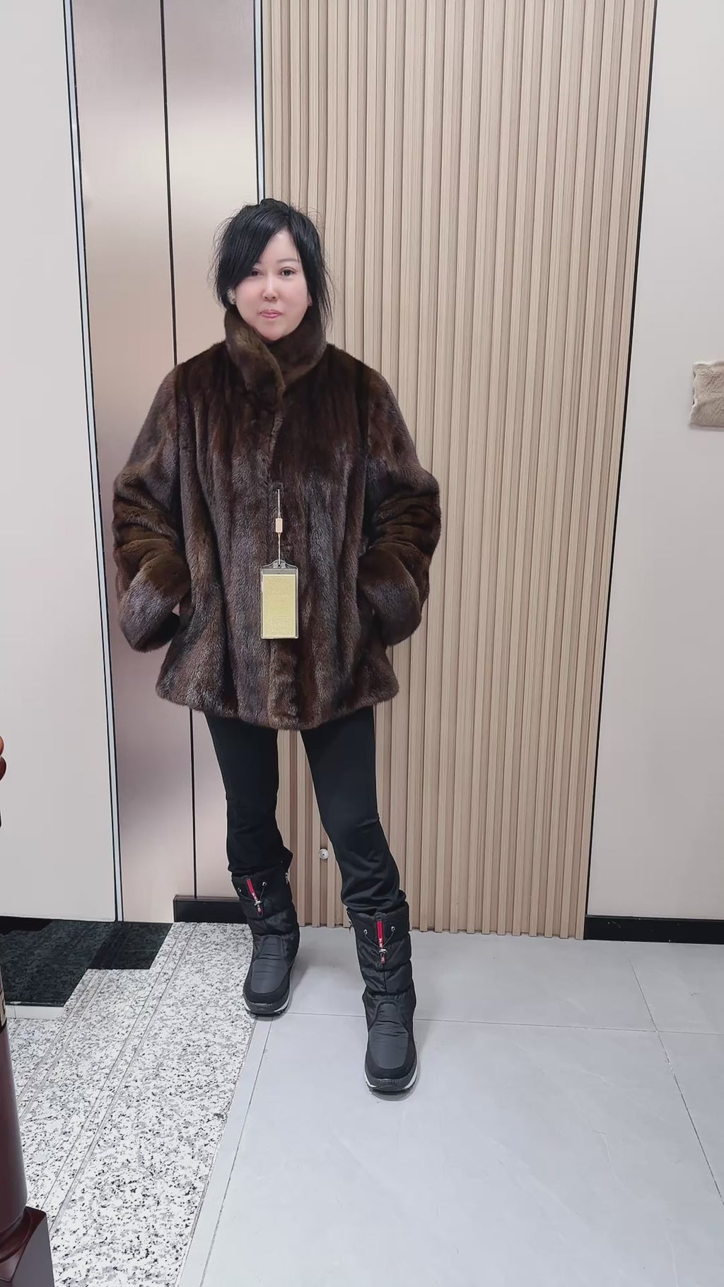 No. 070 Turquoise mink fur coat featuring a stand-up collar and turn-up cuffs.