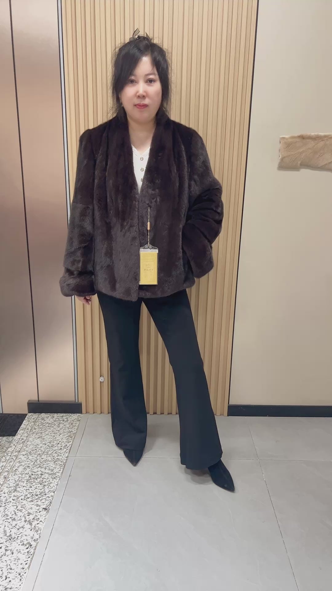 No. 147 Dark Brown V-Neck Mink Fur Coat (with Cuffed Sleeves)