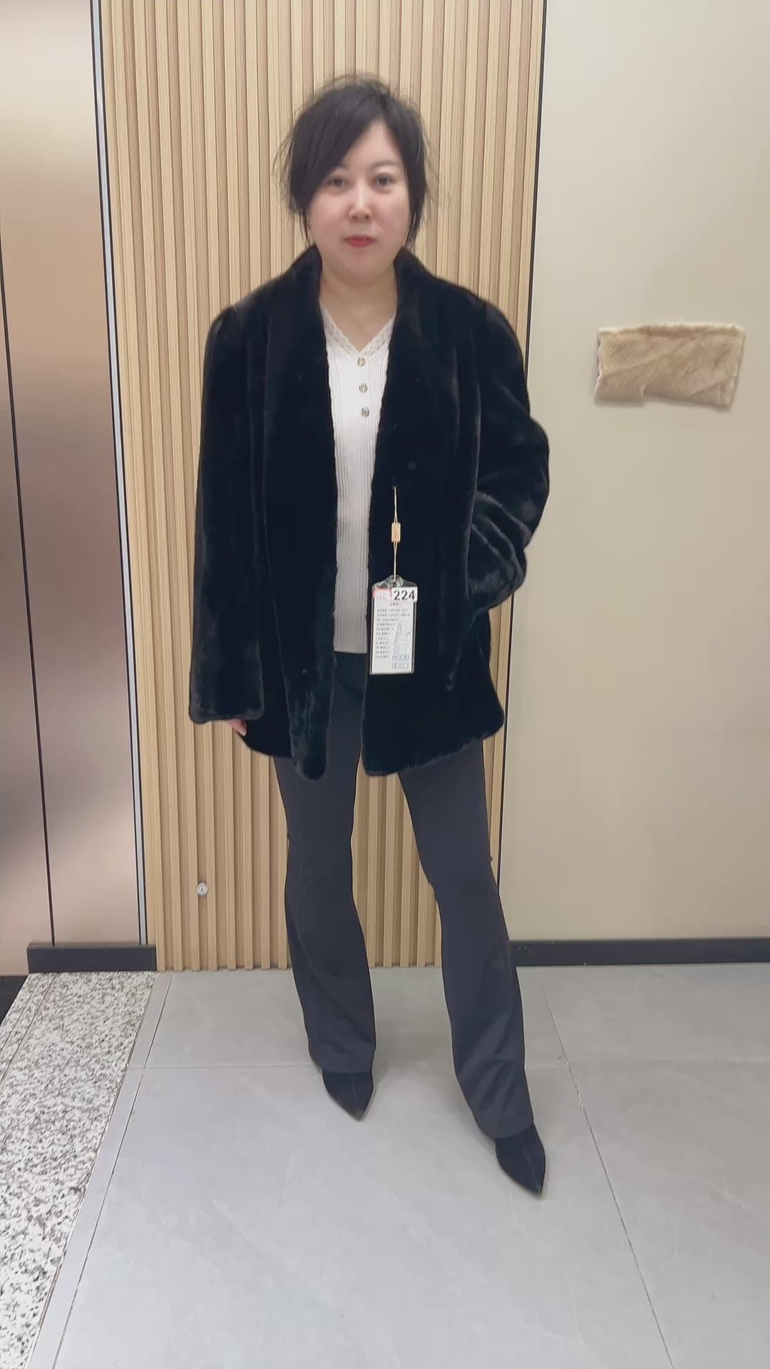 No. 224 Black V-Neck Mink Fur Coat