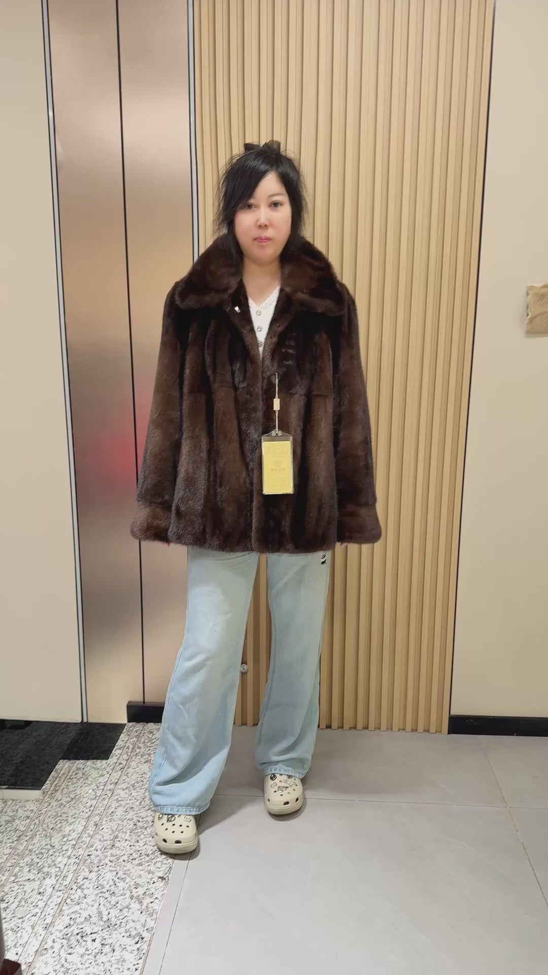 036 Brown Mink Fur Coat – Casual Fit with Lapel Collar