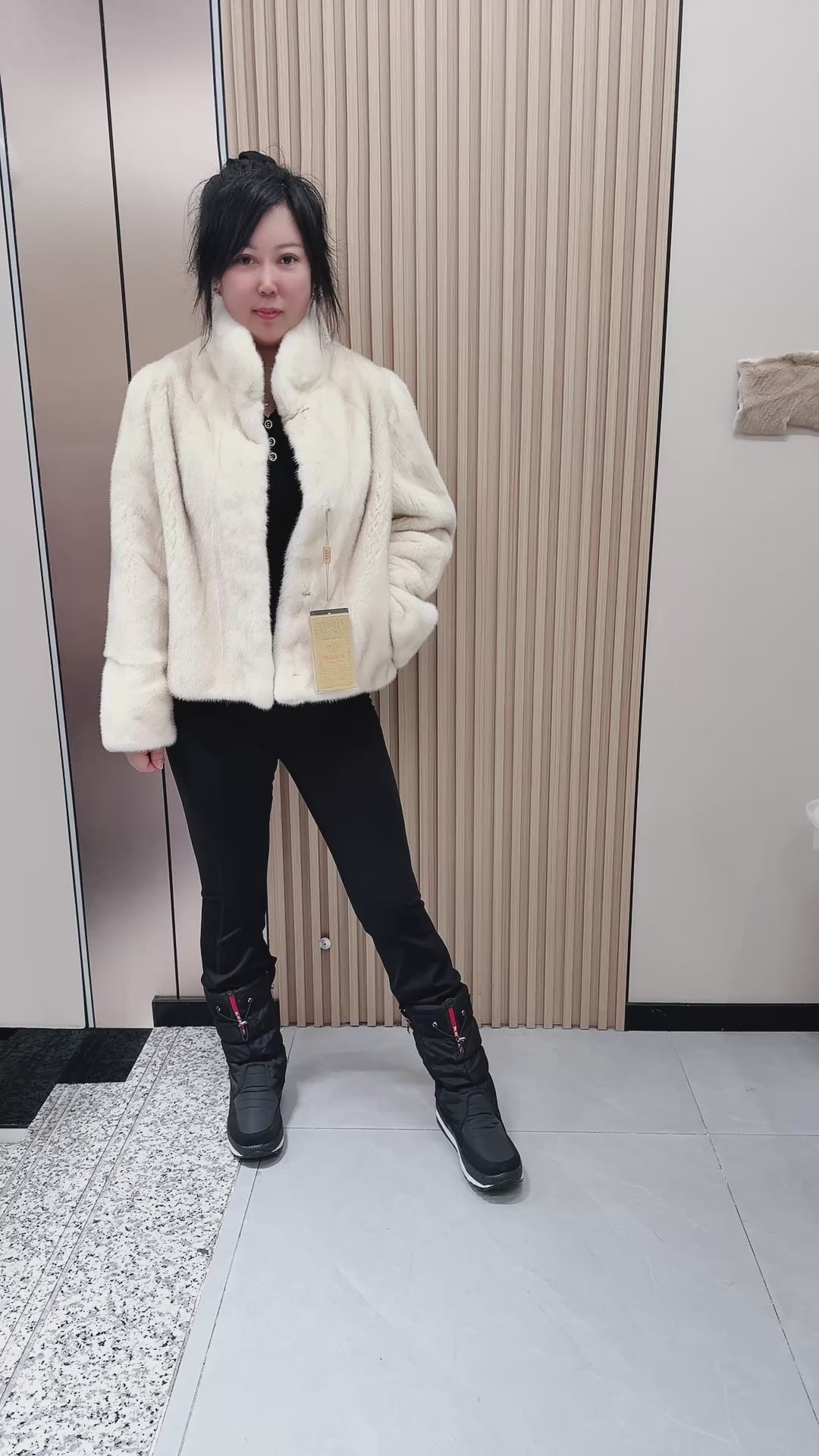 No. 060 Off-white Stand-collar Mink Fur Coat