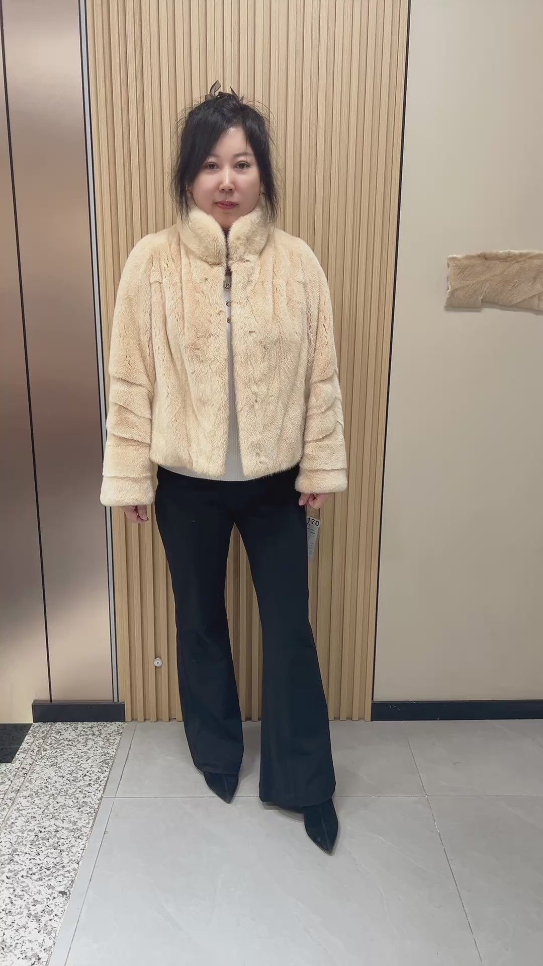 No. 170 Beige Mandarin-Collar Mink Fur Coat