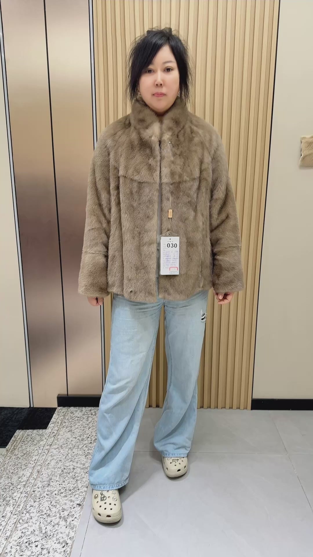 030 Latte-grey stand-collar mink fur coat.