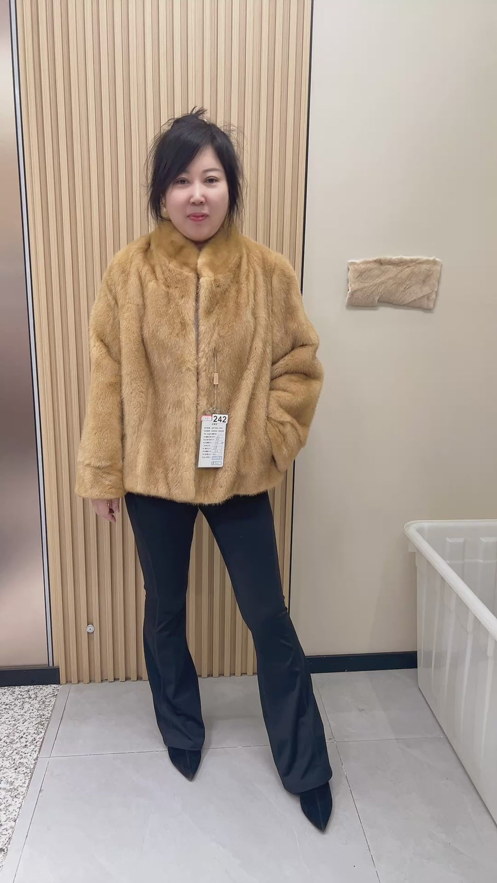 No. 242 Light Gold Stand-Collar Mink Fur Coat