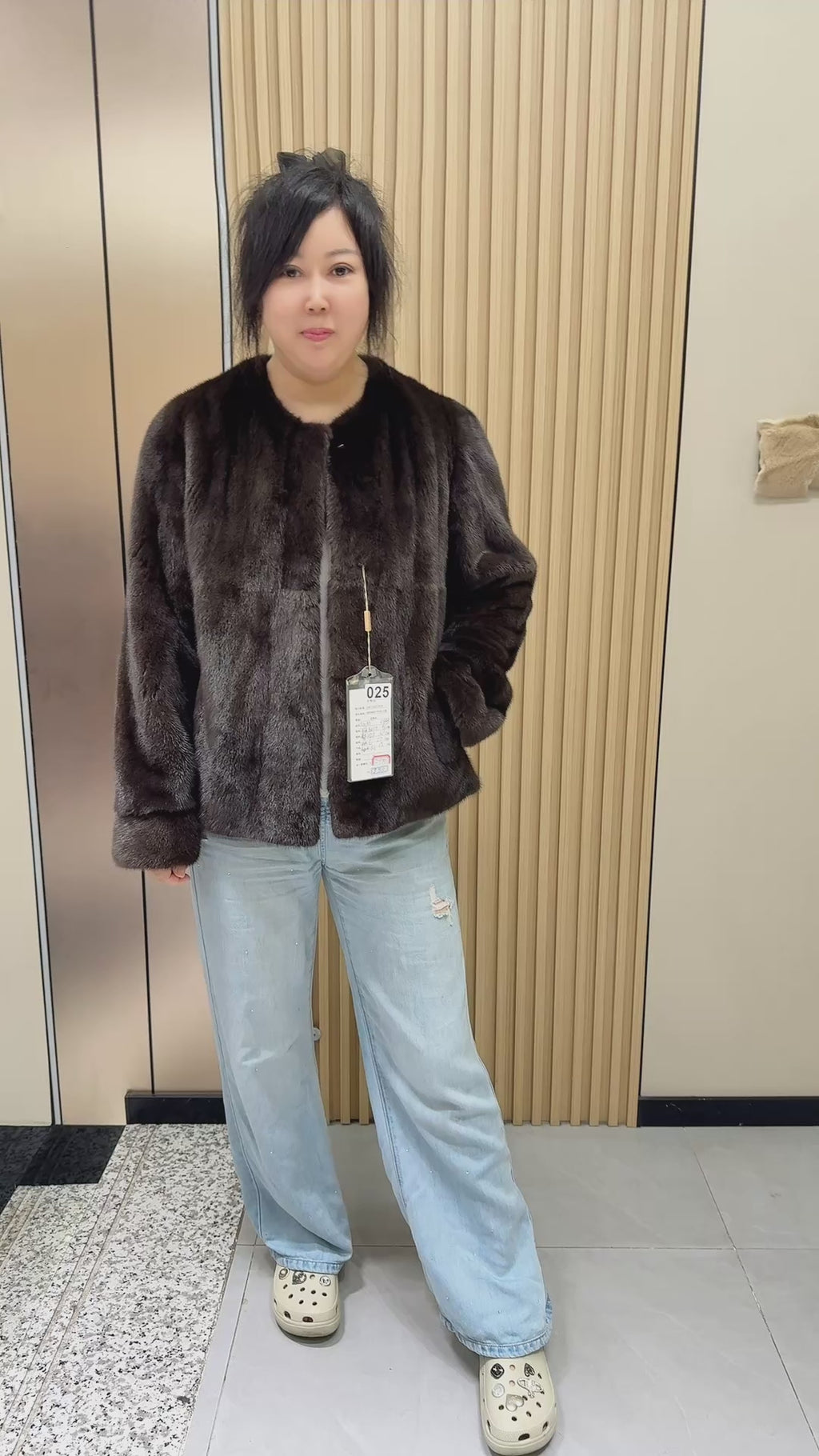 025 Brown Mink Fur Coat with Collarless Neckline