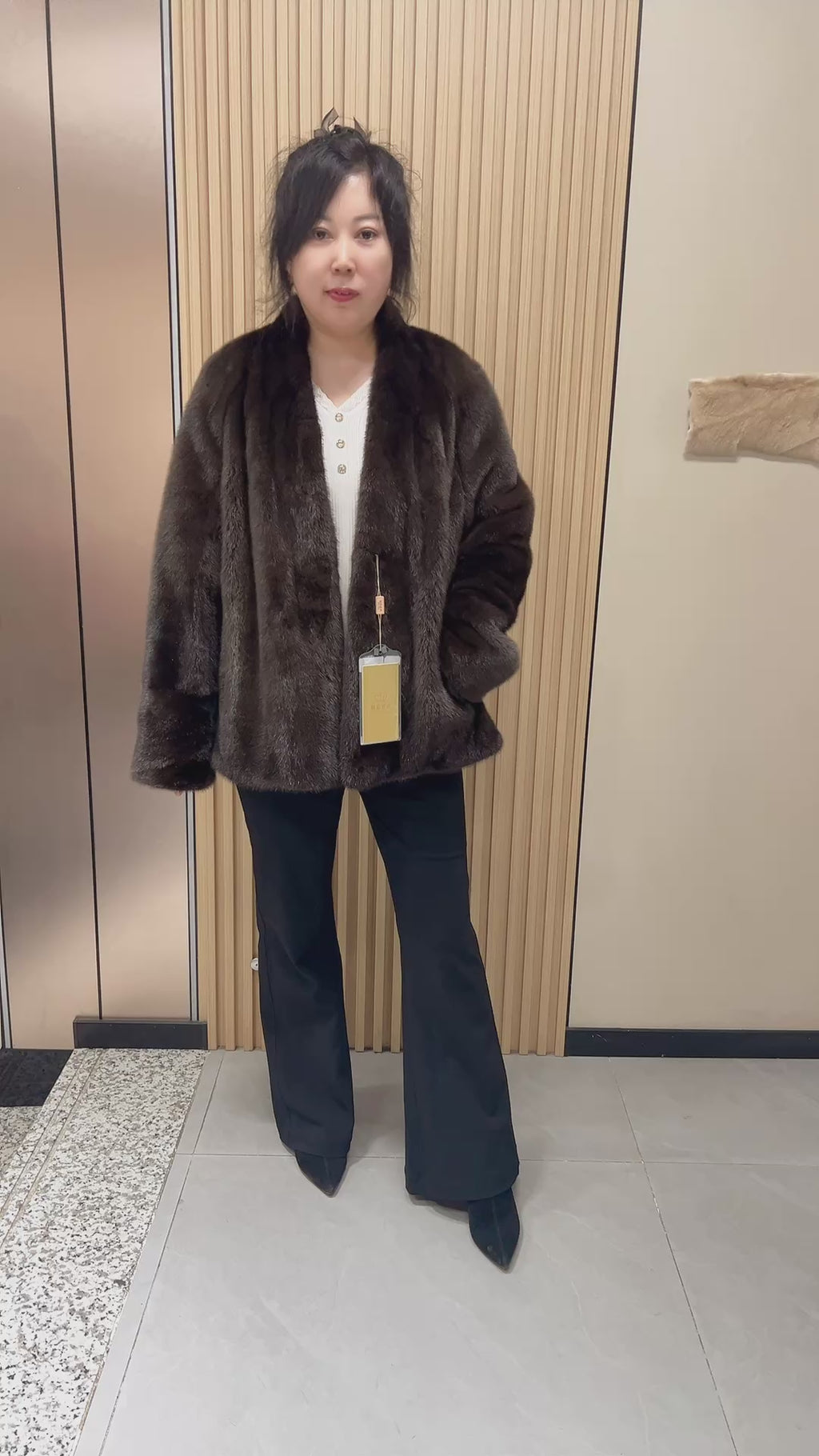No. 164: Dark brown V-neck mink fur coat